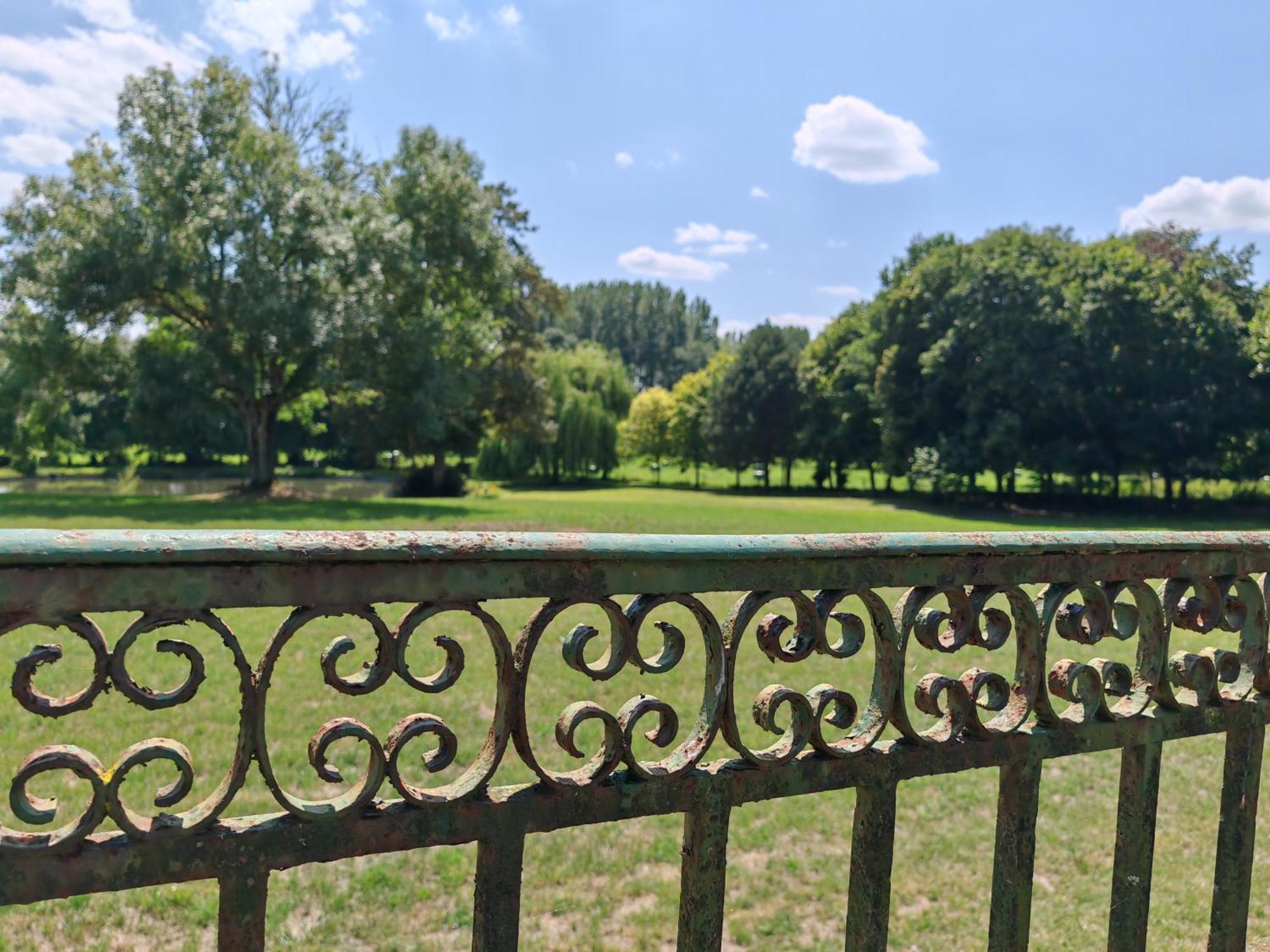 圣康坦索勒Domaine De L'Isle Maniere公寓 外观 照片